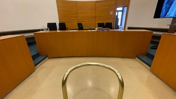 Un moment douloureux pour les victimes : le procès de l’entraîneur pédophile de Montélimar
