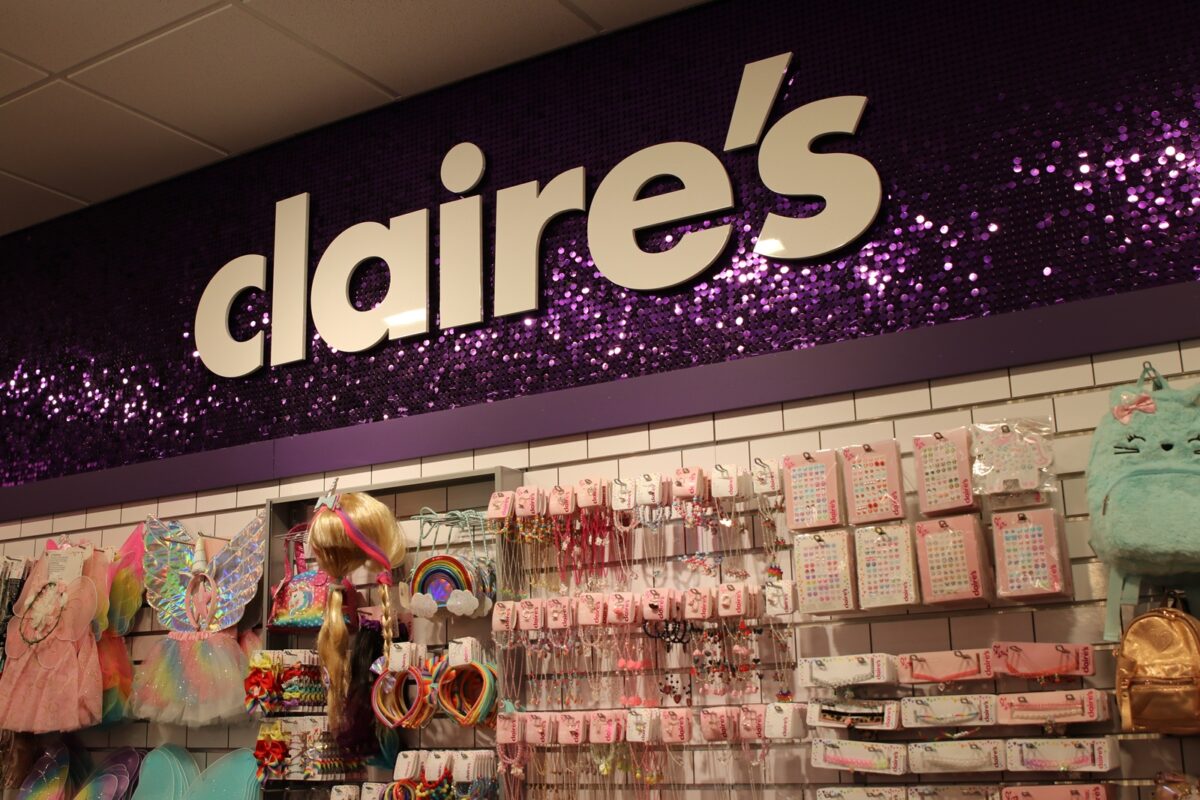 Claire’s Plonge dans le Redressement Judiciaire : Une Crise qui Secoue l’Économie Française