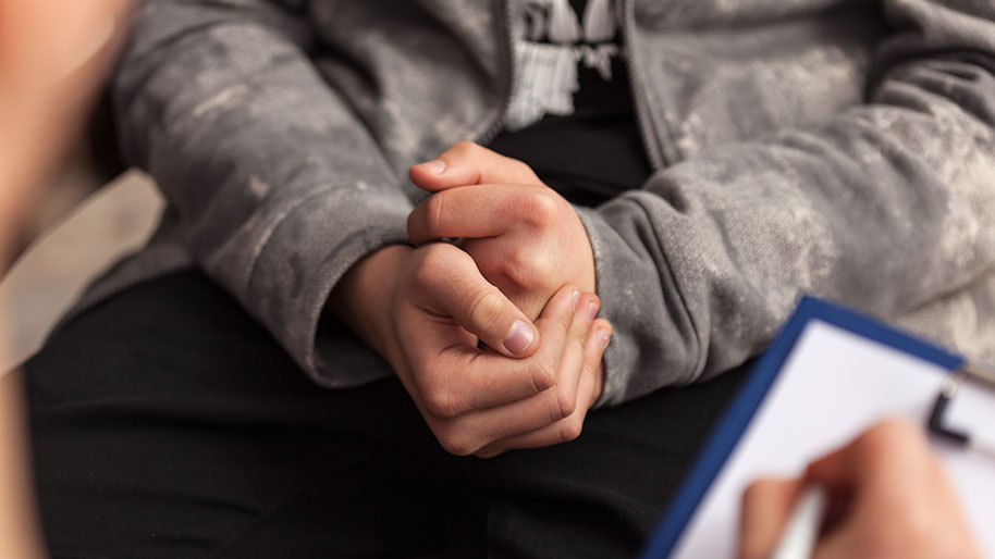 Une tragédie silencieuse : les malades et les personnes handicapées sacrifiés pendant le post-Covid