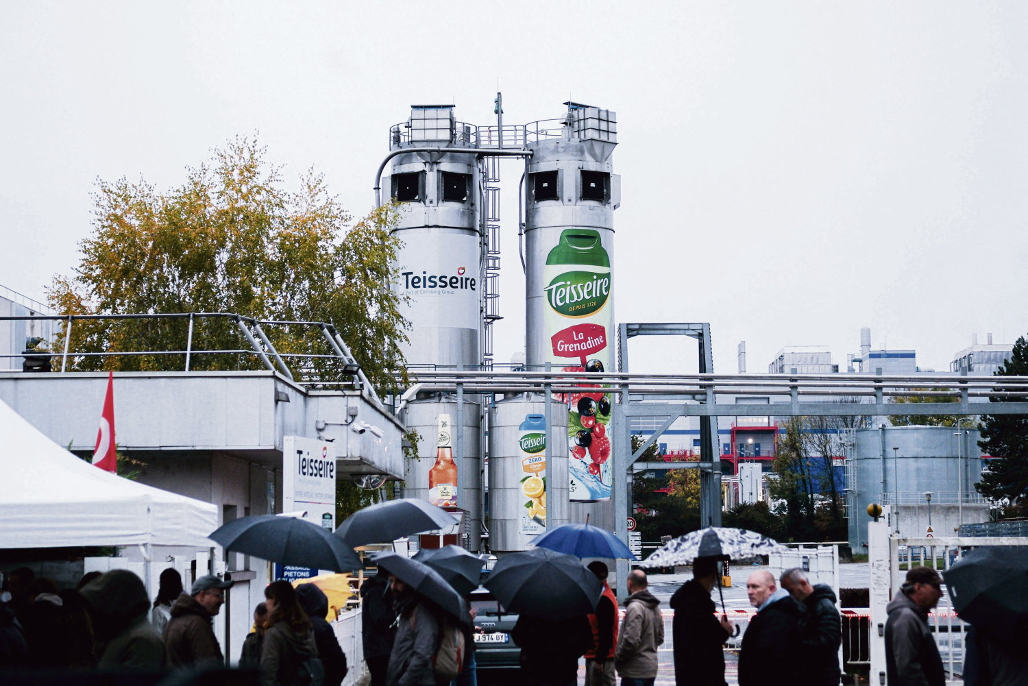 Une tragédie économique pour l’Isère : l’usine de sirops Teisseire ferme ses portes, 200 salariés en détresse